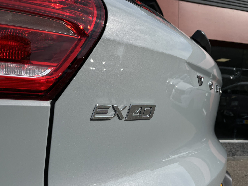 Volvo Ex40 single motor extended range plus 82 kwh | harman/kardon | blis |