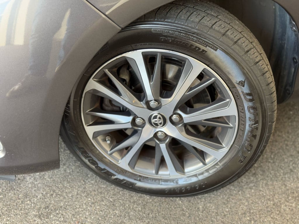 Toyota Yaris 1.5 hybrid y20 exclusive edition