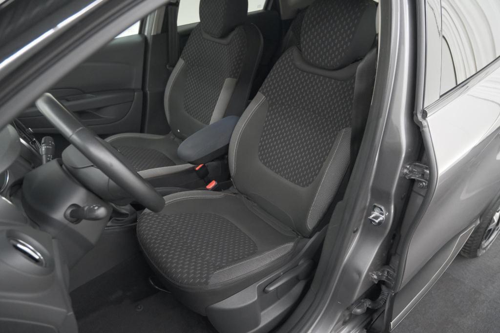 Renault Captur tce 90 intens | trekhaak | navigatie | parkeersensoren | cli