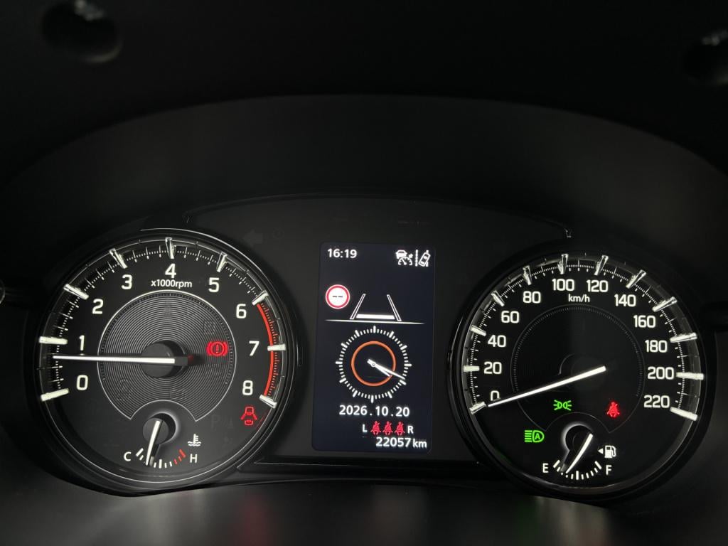 Suzuki Vitara 1.4 boosterjet style smart hybrid