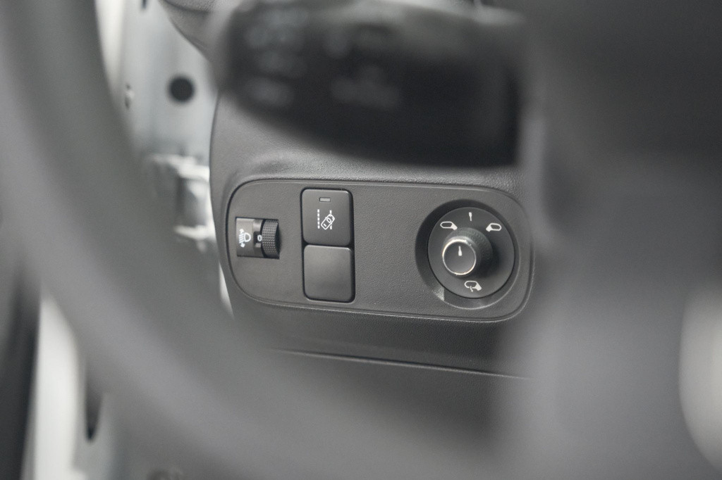 Citroen C3 puretech 82 feel | apple carplay | climate control | 15 inch lic