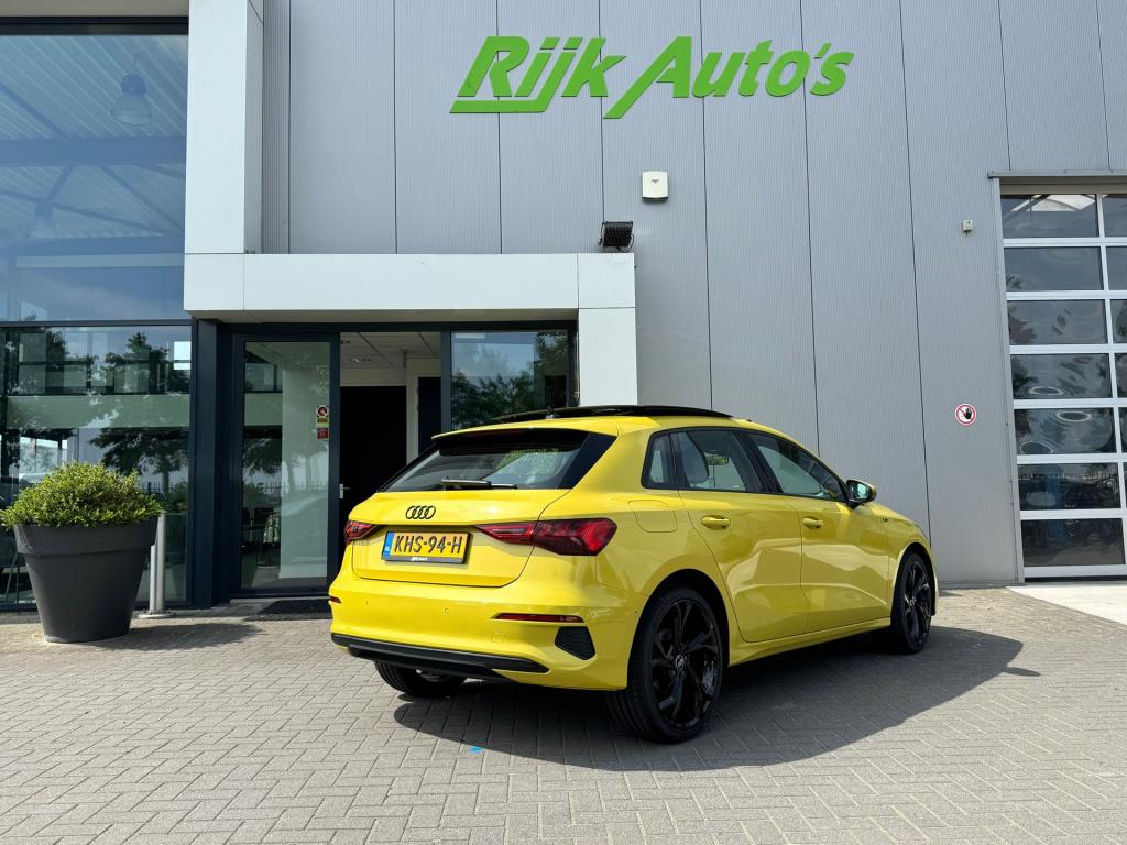 Audi A3 sportback 40 tfsie s-edition * pano * matrix * keyless * head-up