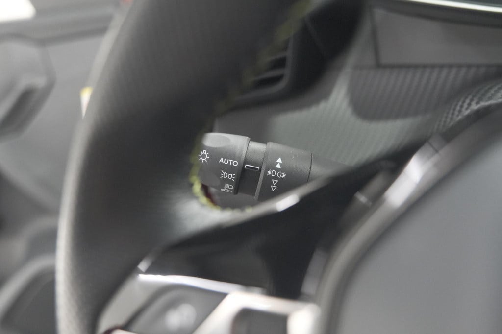 Peugeot E-2008 ev gt pack 50 kwh | panoramadak | camera | adaptieve cruise 