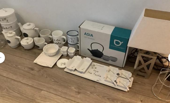 Uitzoeken, alles één euro per item!