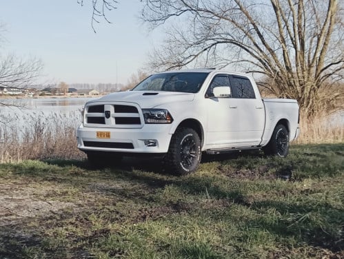 Dodge Ram 1500 hemi