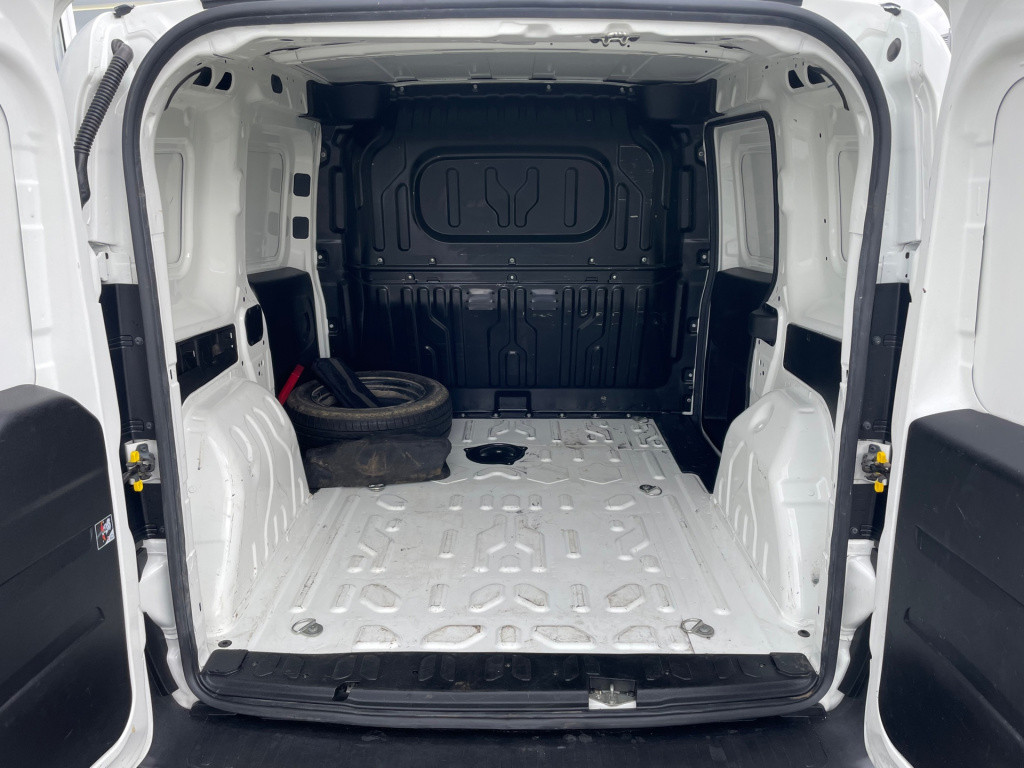 Fiat Doblo cargo 1.3 mj l1h1 actual