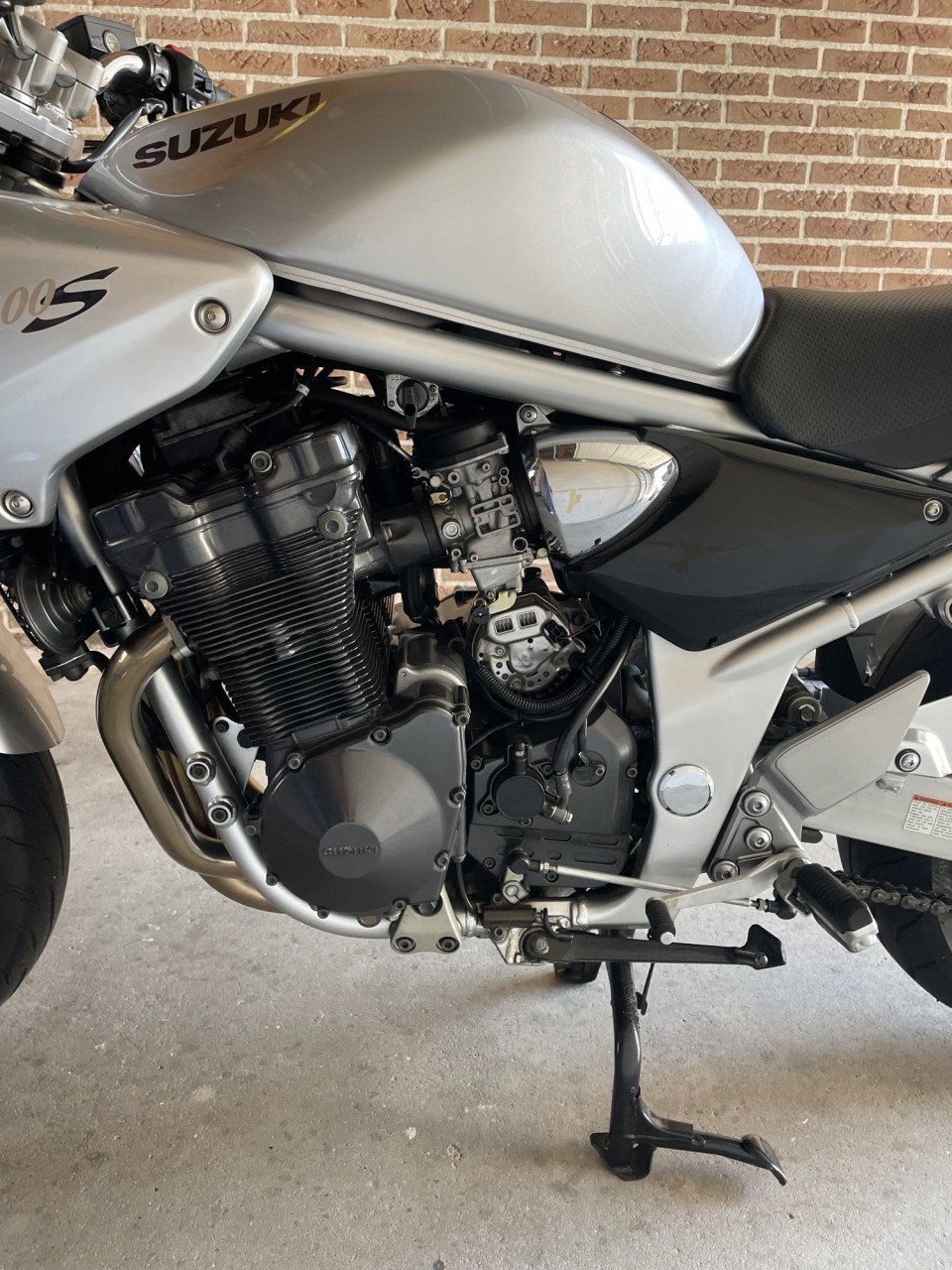 Suzuki GSF1200S Bandit