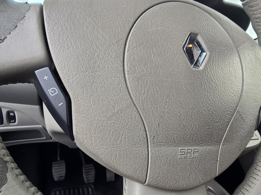 Renault Twingo 1.2-16v initiale