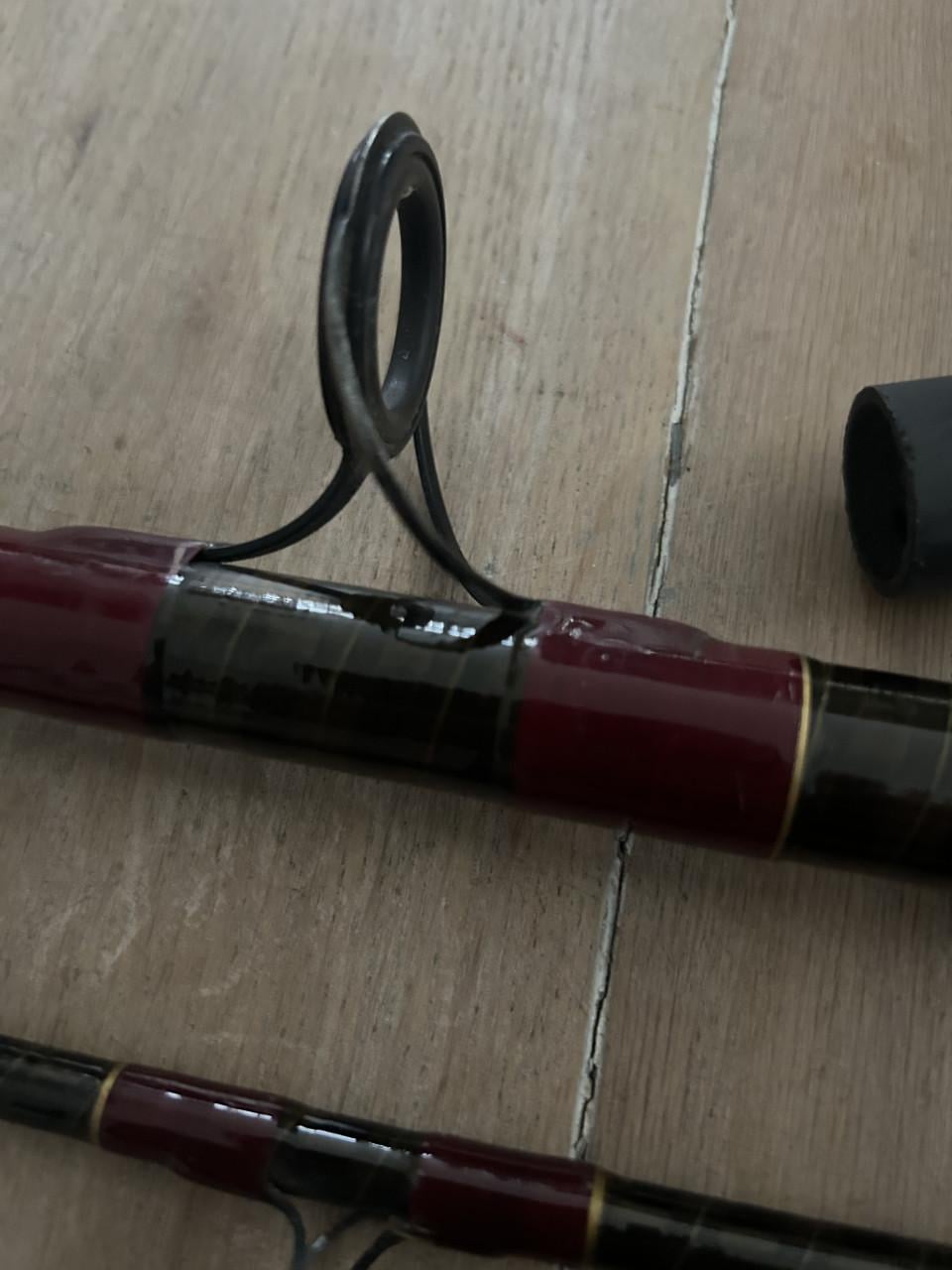 Te koop twee maal traverse tournament 5 zeehengels 2 x  75 Euro per stuk