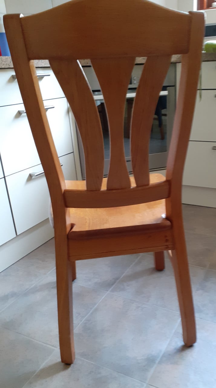 4 stevige licht eiken keukenstoelen