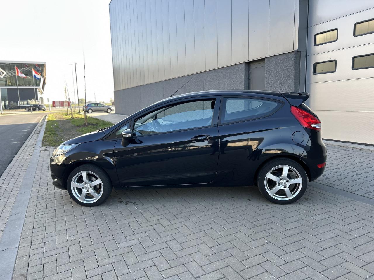 Ford Fiesta 1.25 Trend/JAAR APK/AIRCO/