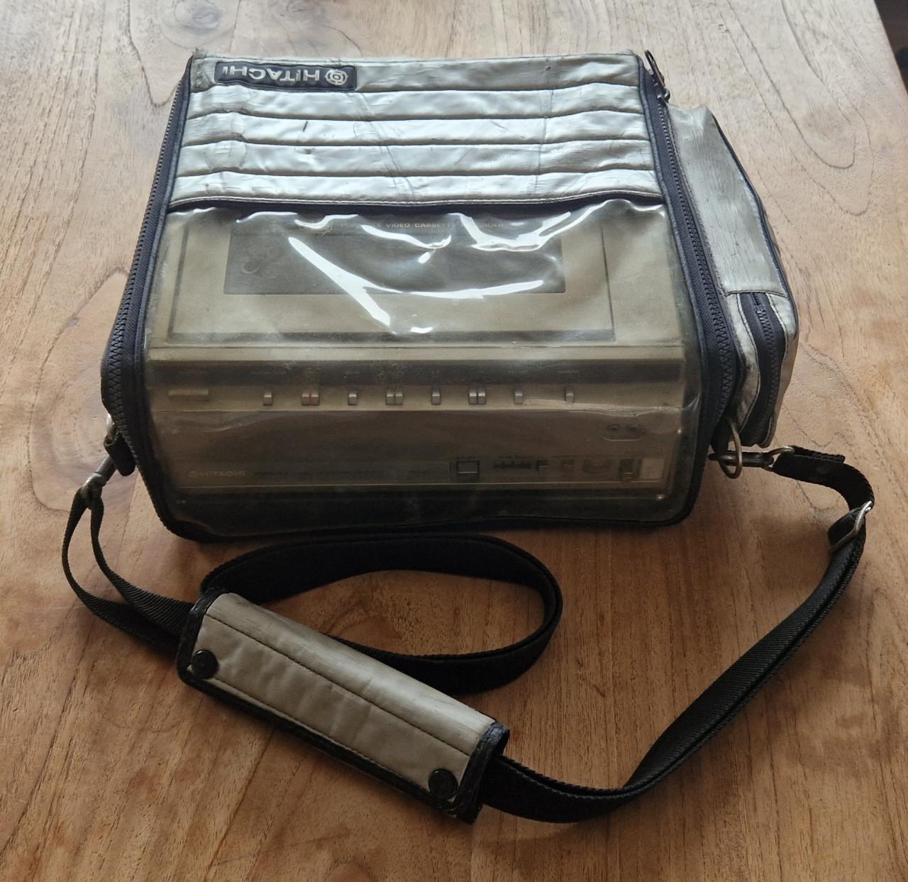 Hitachi VT-6500E Draagbare VHS Speler - Getest!