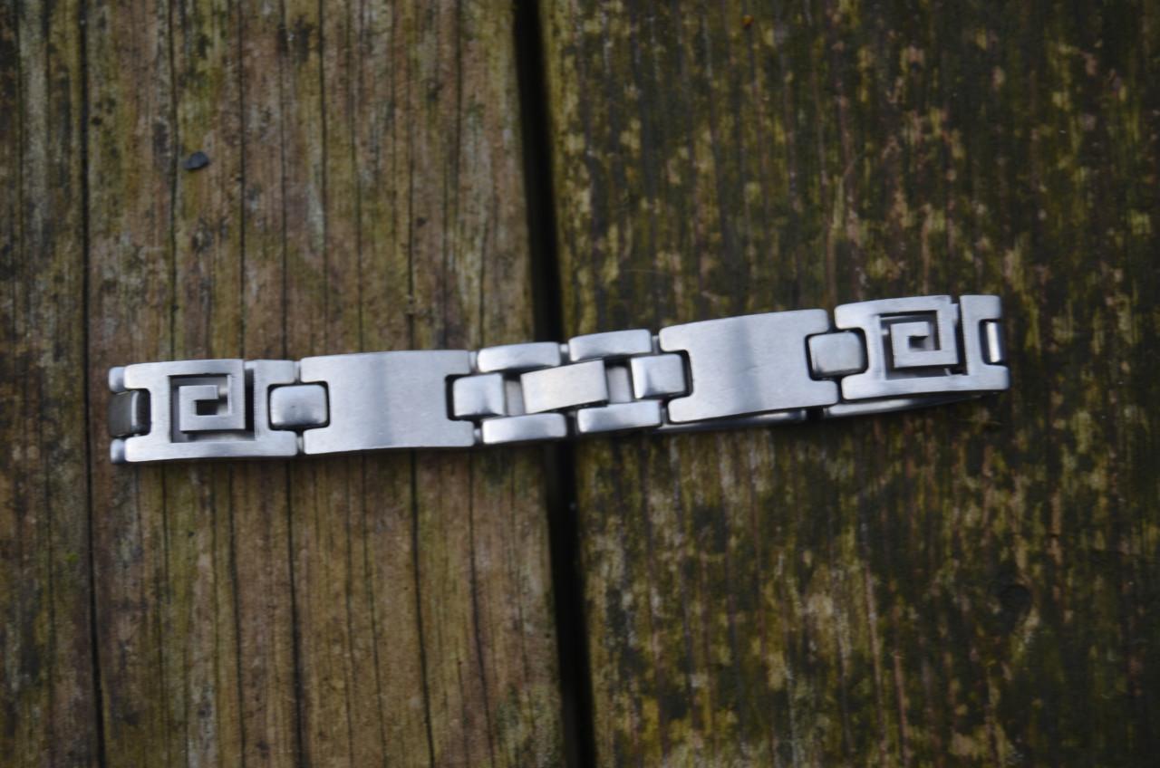 Diverse herenhorloges werking onbekend. (+ 1 armband)