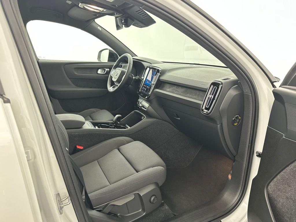 Volvo Ex40 twin motor 409pk plus 82kwh| adap.cruise| camera| stoelverwarmin