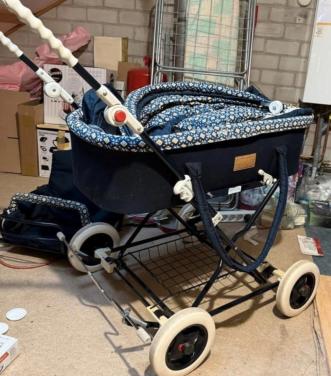 Vintage kinderwagen