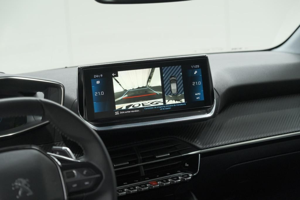 Peugeot 208 puretech 130 eat8 allure pack | adaptieve cruise control | navi