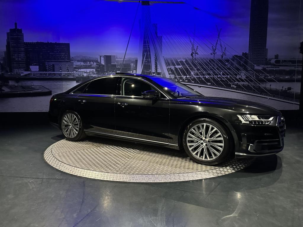 Audi A8 55 tfsi quattro pro line plus *nl-auto*b&o*360camera*carplay*