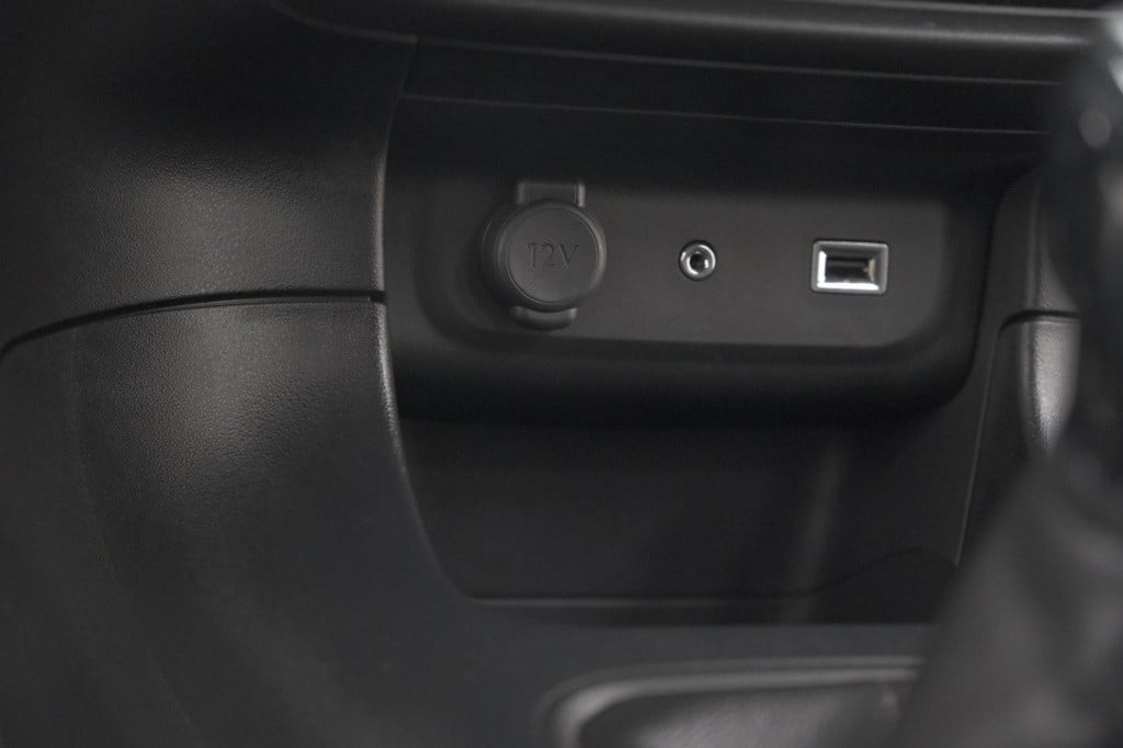 Citroen C3 puretech 82 feel edition | parkeersensoren | navigatie | apple c