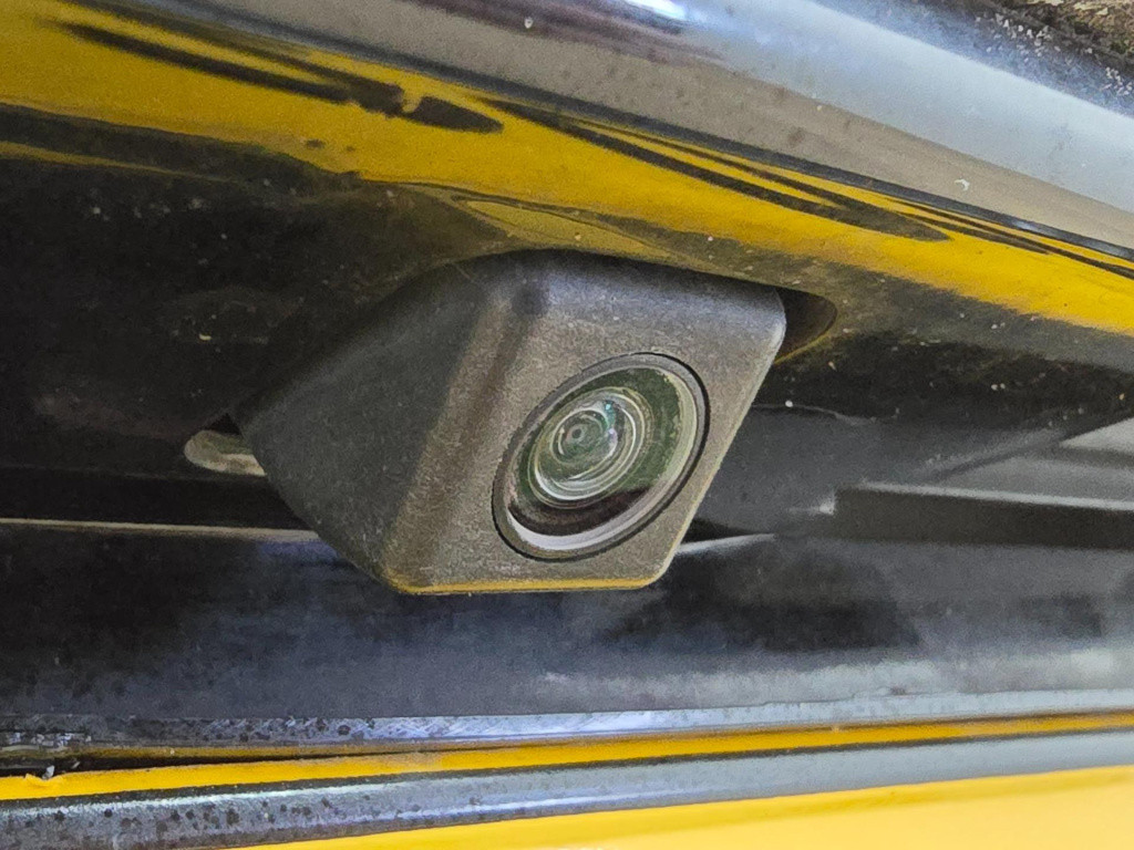 Toyota Aygo occasion met parkeercamera en weinig km | tweedehands toyota ay