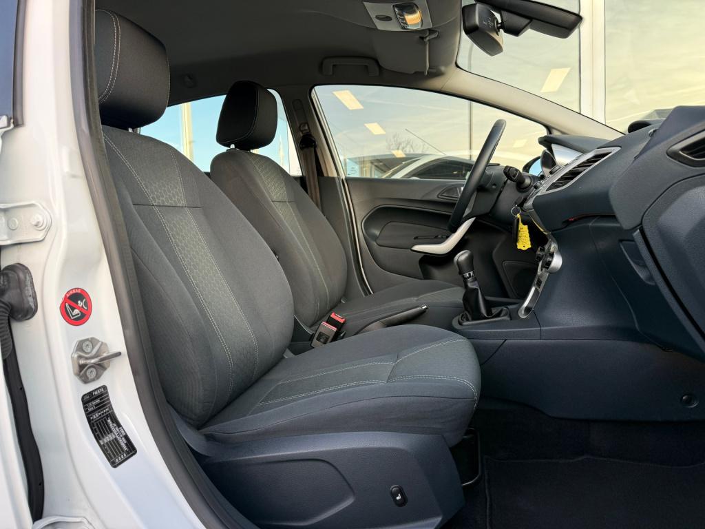 Ford Fiesta 1.25 titanium 5 deurs