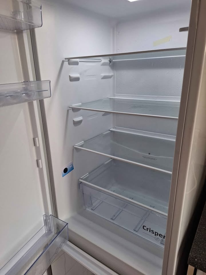 Koel-vriescombinatie Beko nwstaat