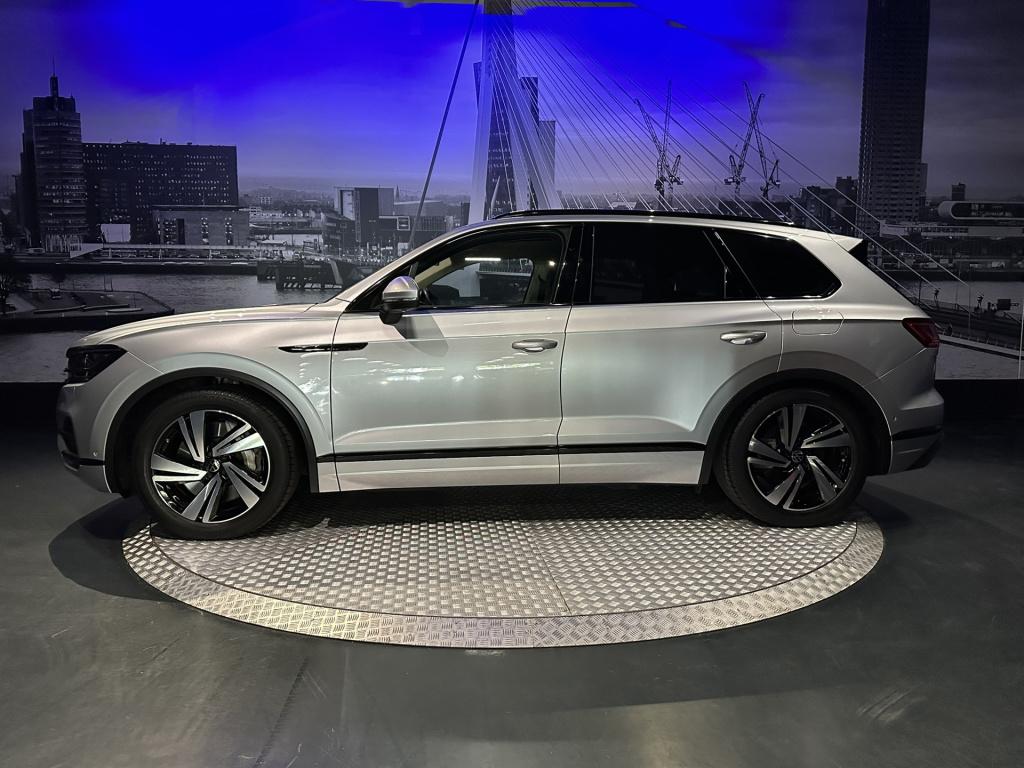 Volkswagen Touareg 3.0 tsi ehybrid 4motion atmosphere *luchtvering*trekhaak
