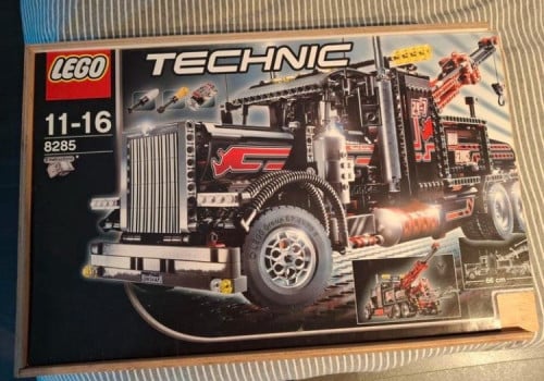 Technisch LEGO vrachtwagen 8285
