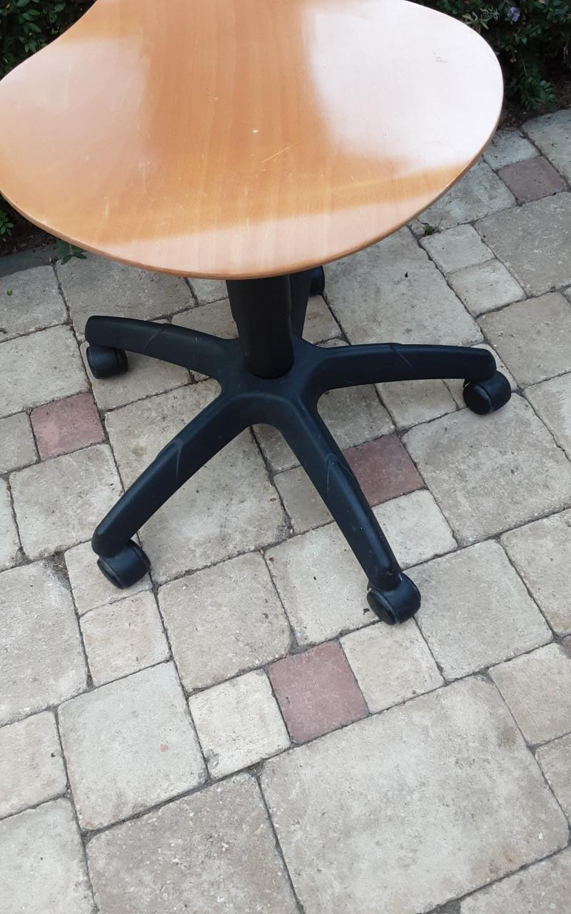 Houten Werkstoel of Bureaustoel