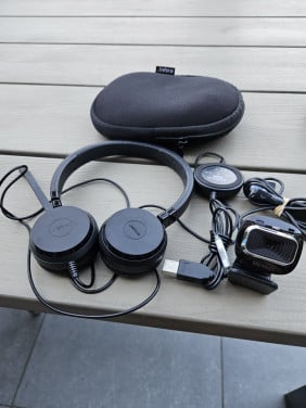 Zgan Jabra Evolve 30 II MS USB headset en microsoft life cam HD 3000...