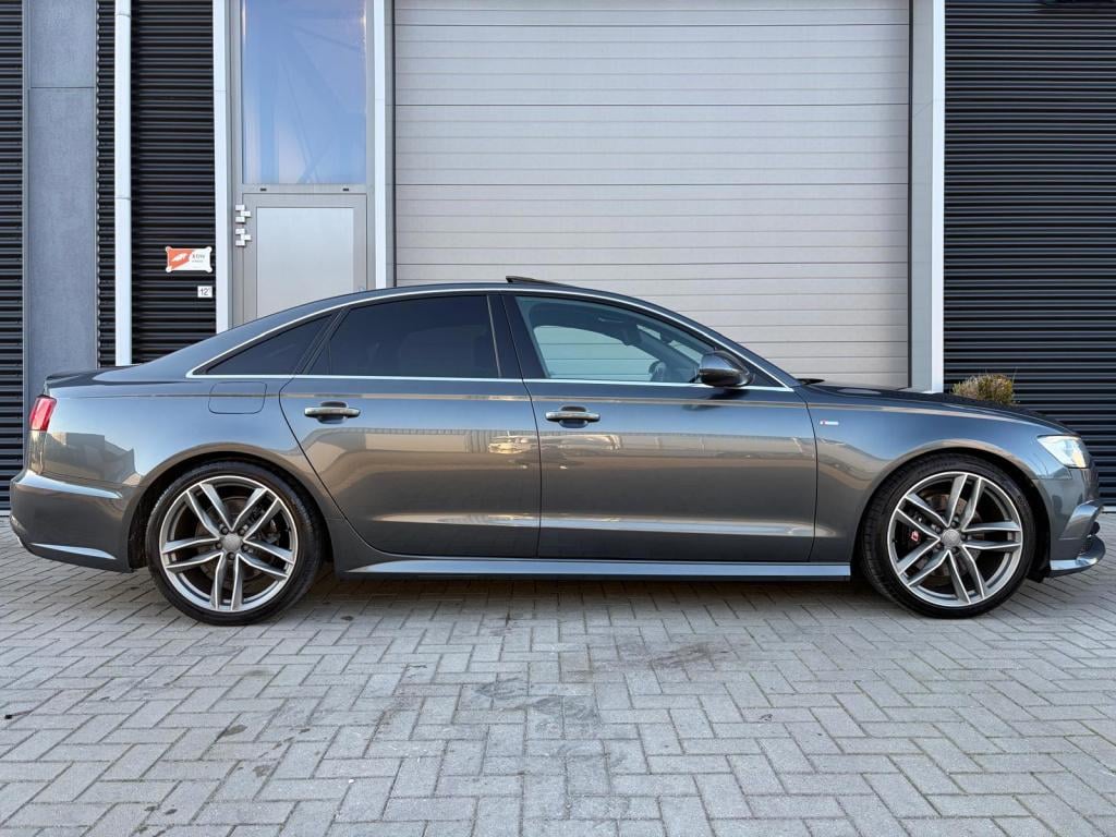 Audi A6 limousine 3.0 tdi adrenalin sport/3x s-line/20 inch/dode hoek/lucht