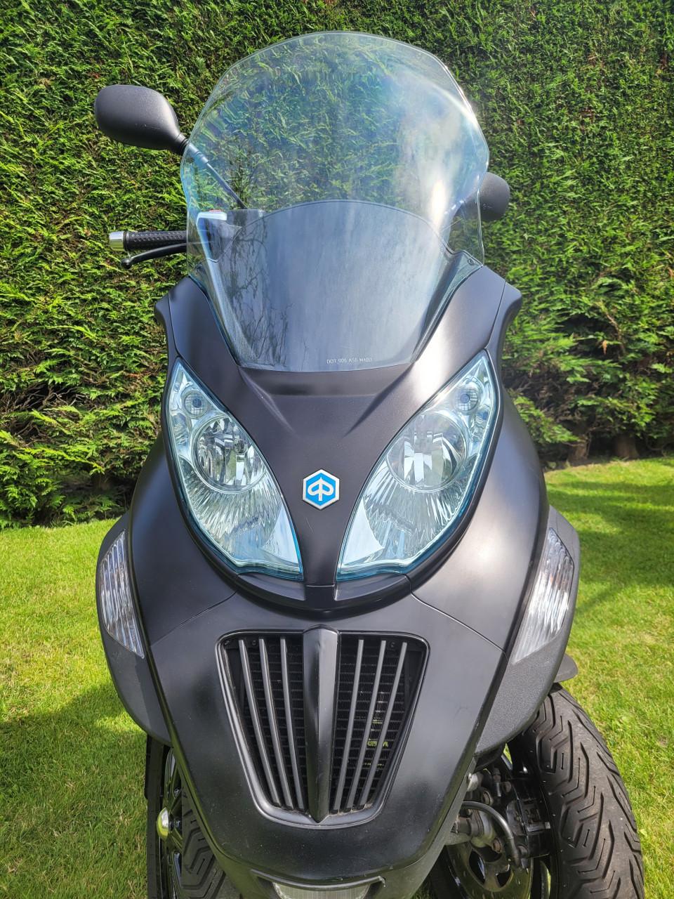 Aangeboden: Prachtige 2010 Piaggio MP3 - Klaar voor de zomer!