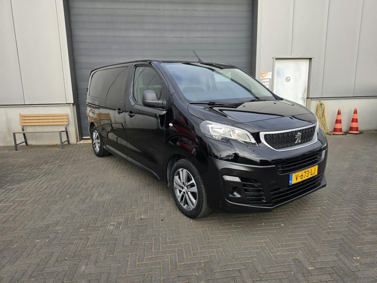 TE KOOP PEUGEOT EXPERT 226S 1.6 BLUE HDI 95 PREMIUM 156.579 KM