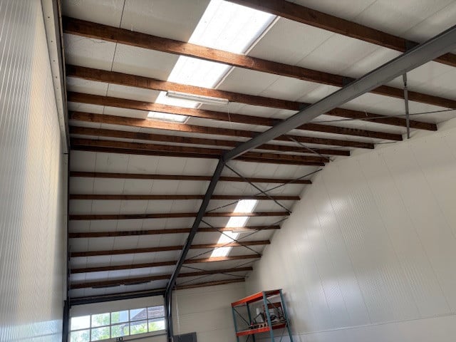 Bedrijfshal Kapellebrug te huur 220m2 of meer