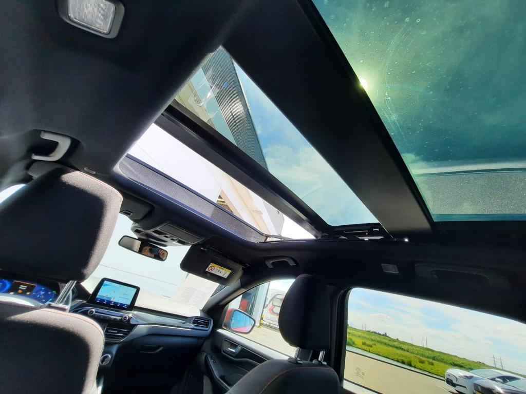 Ford Kuga 2.5 phev st-line | winter pack | panoramadak |