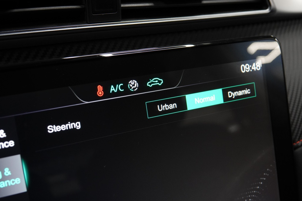 MG ZS 1.5 vti | pdc | led | cruise |