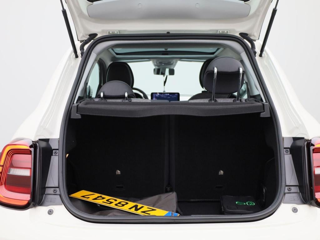 Fiat 500e icon 42 kwh | panoramadak | apple carplay / android auto | climat