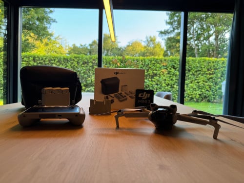 🚁 DJI Mini 3 Fly More – Nieuwstaat, Januari 2025 gekocht 📸