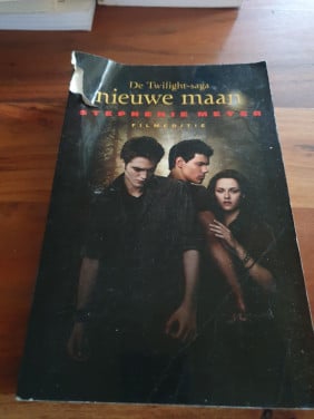 Stephenie Meyer - Nieuwe maan (filmeditie)