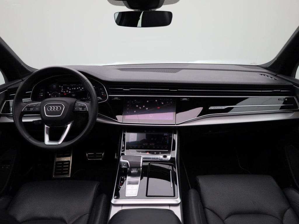 Audi Q7 55 tfsi e quattro pro line plus | nl auto | panoramadak | luchtveri