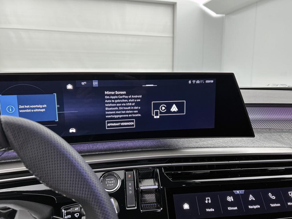 Peugeot E-3008 gt avantage 210 pk 73 kwh | trekhaak | 360 vision camera | w