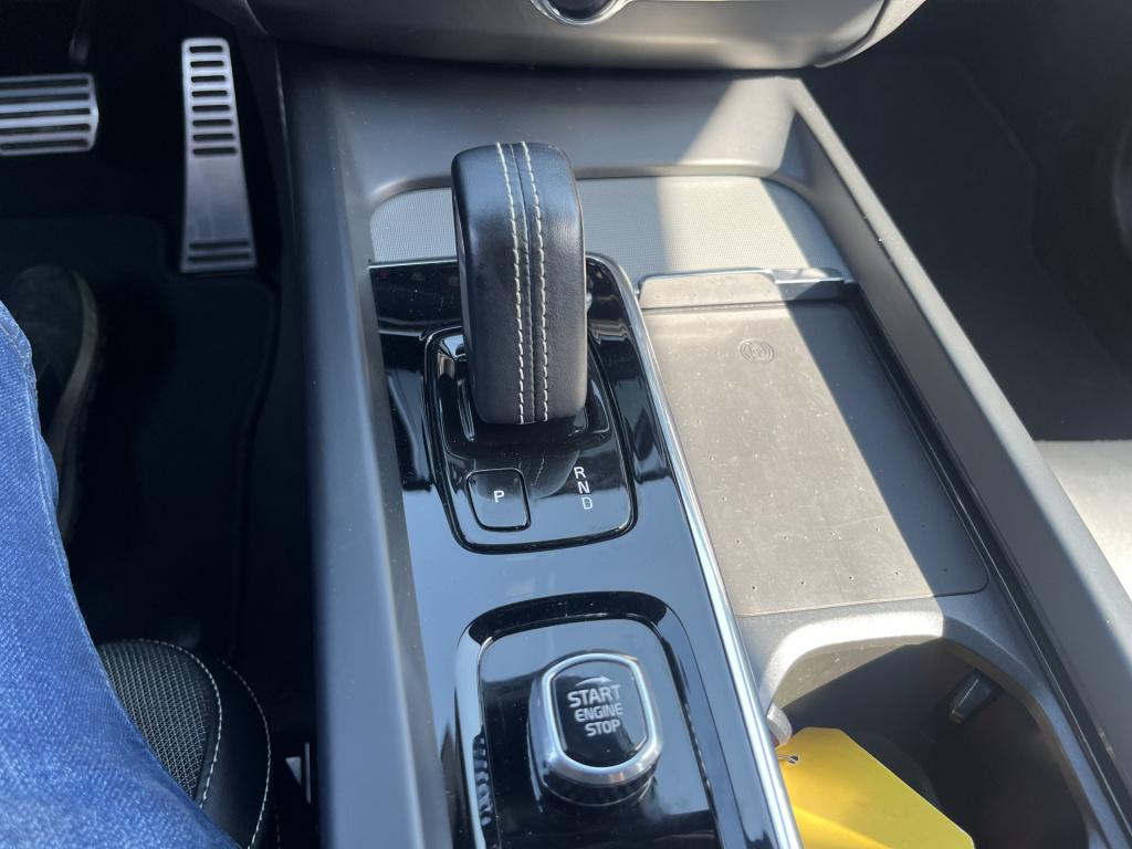 Volvo XC60 2.0 t6 plug-in hybrid awd r-design