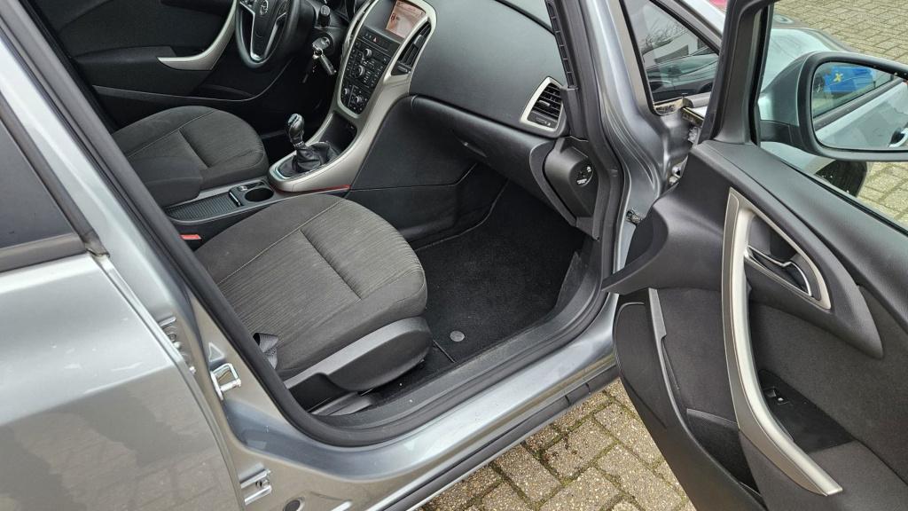 Opel Astra sports tourer 1.4 edition