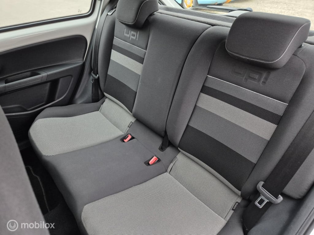 Volkswagen UP! 1.0 cheer up! bluemotion / 5- deurs / nieuwe koppeling / sto