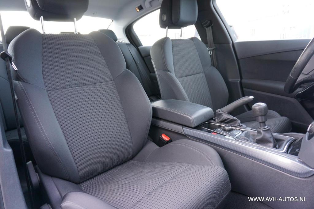 Peugeot 508 1.6 thp blue lease executive