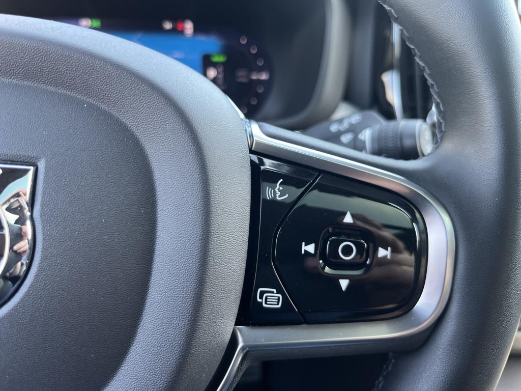 Volvo XC60 2.0 t6 plug-in hybrid awd r-design