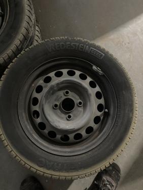 4 stuks Banden 165/70R14 met velg 4x100