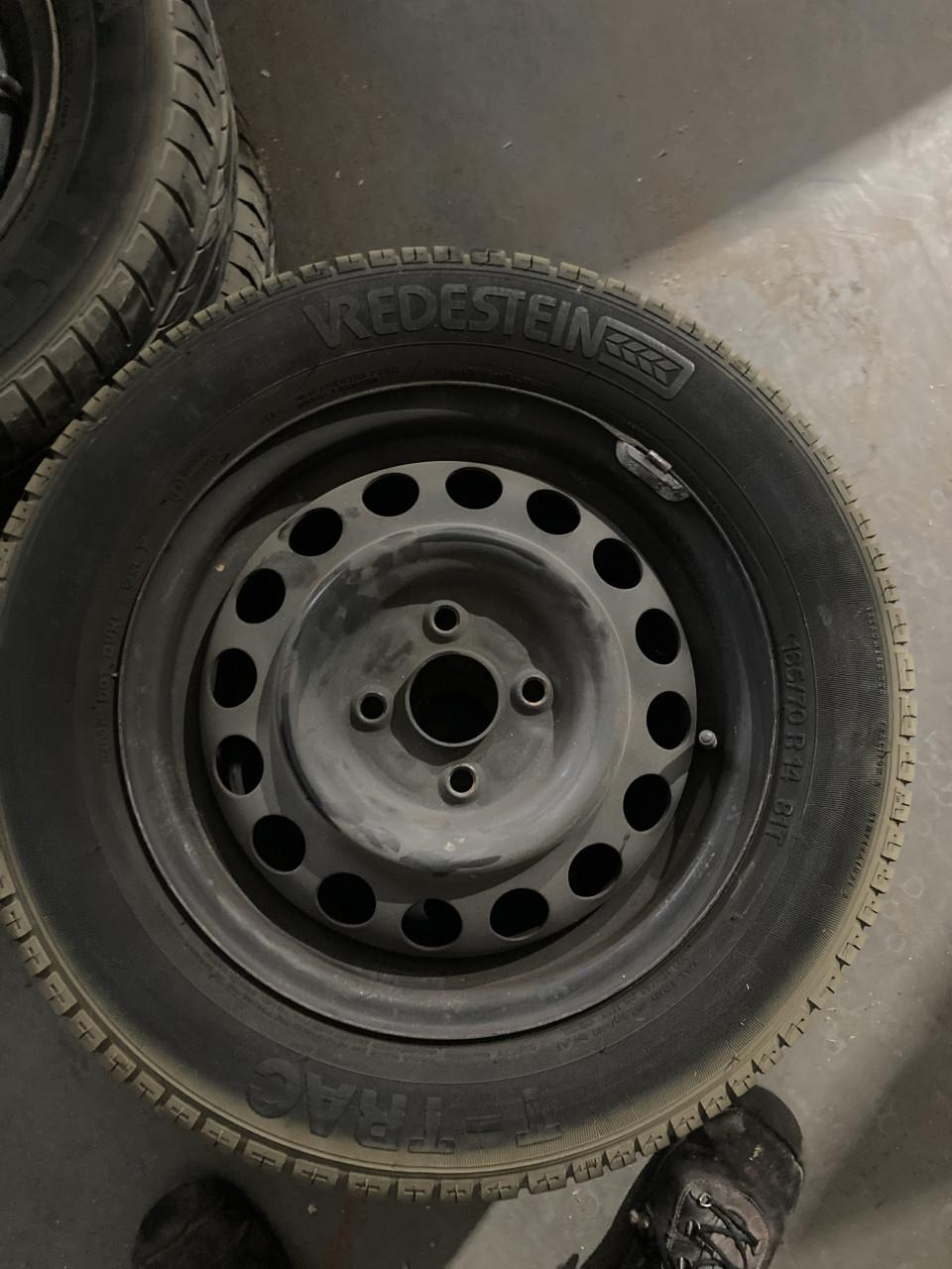 4 stuks Banden 165/70R14 met velg 4x100