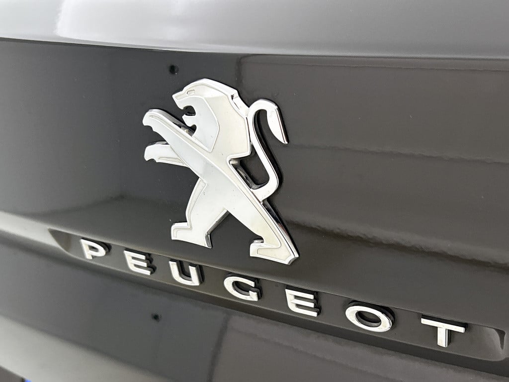 Peugeot 3008 130pk automaat allure | rijklaar | camera | icockpit | stoelve