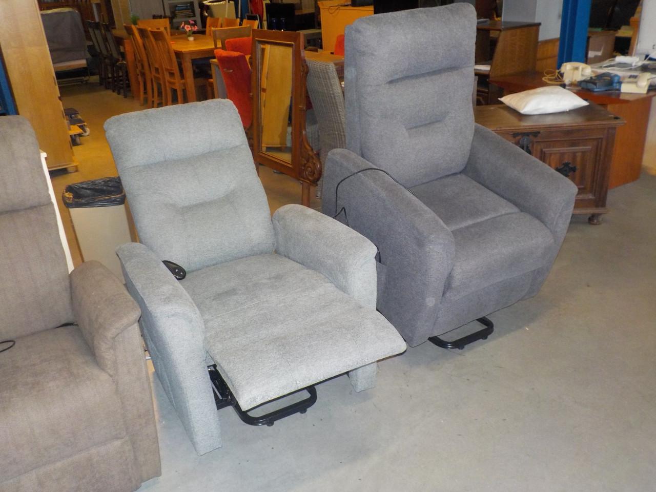 Nieuwe stoffen elektrische sta-op relax draai fauteuil met 2 motoren