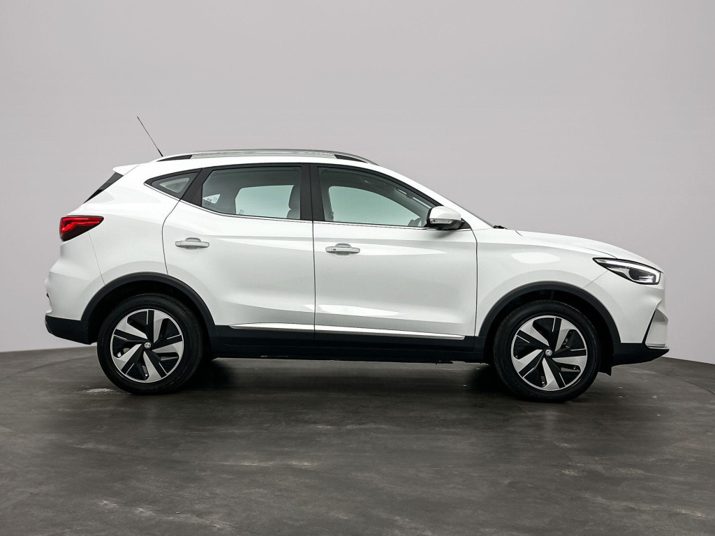 MG Zs-ev standard range luxury 50 kwh | wltp 320km | panorama/schuif-kantel